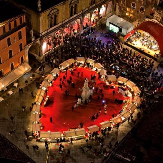 Appartamento Vicino Al Centro Adigeo E Fiera فيرونا المظهر الخارجي الصورة